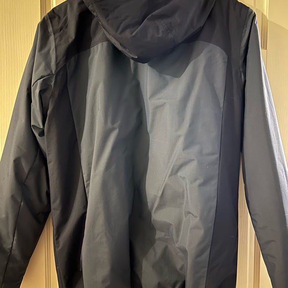 Men’s Columbia Ski Jacket - Picture 2 of 8